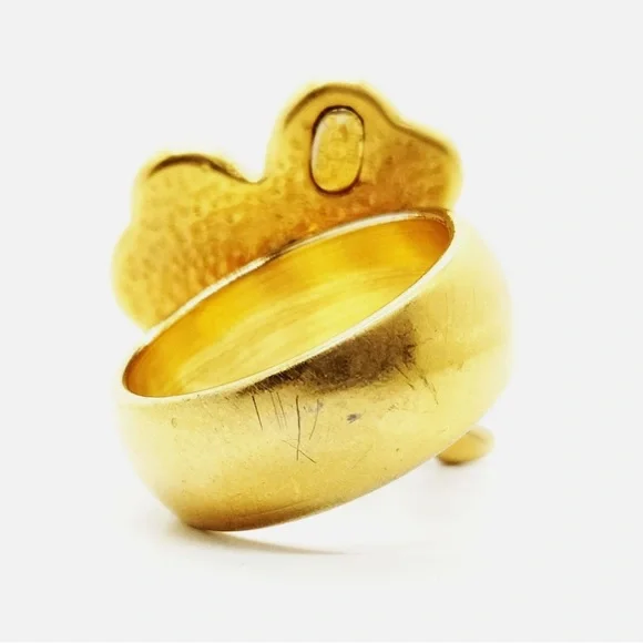 CHANEL Gold and Peach Clover Ring - Picture 4 of 8
